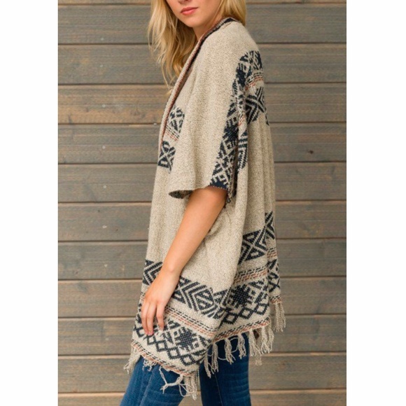MYSTREE Tribal Print Knit Kimono Cardigan Beige - Picture 1 of 3